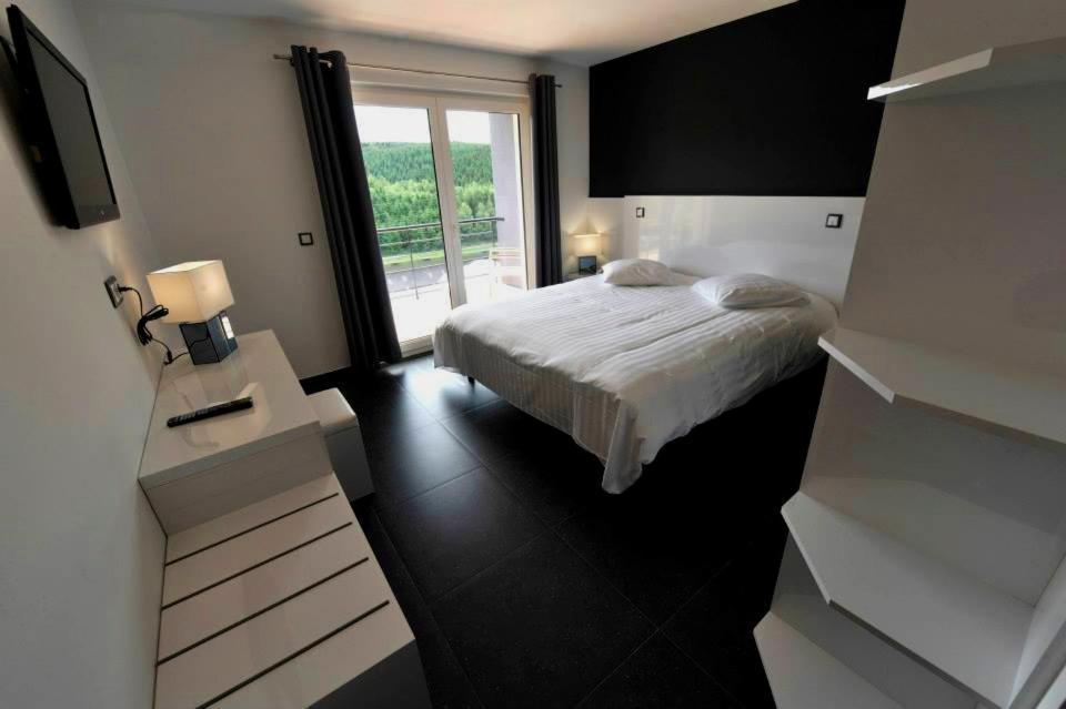 Hotel Bo Rivage Neufchâteau Екстериор снимка