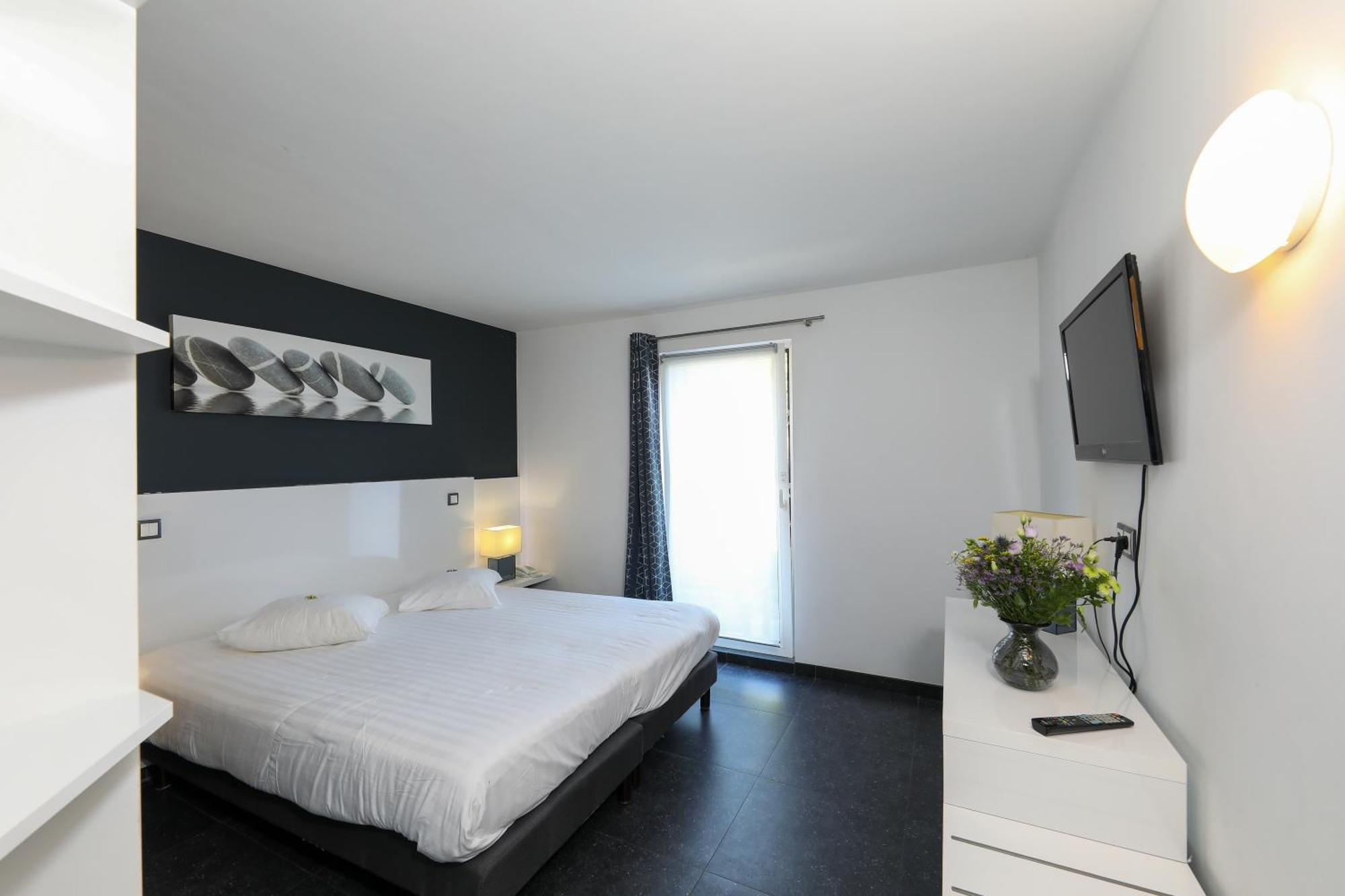Hotel Bo Rivage Neufchâteau Екстериор снимка