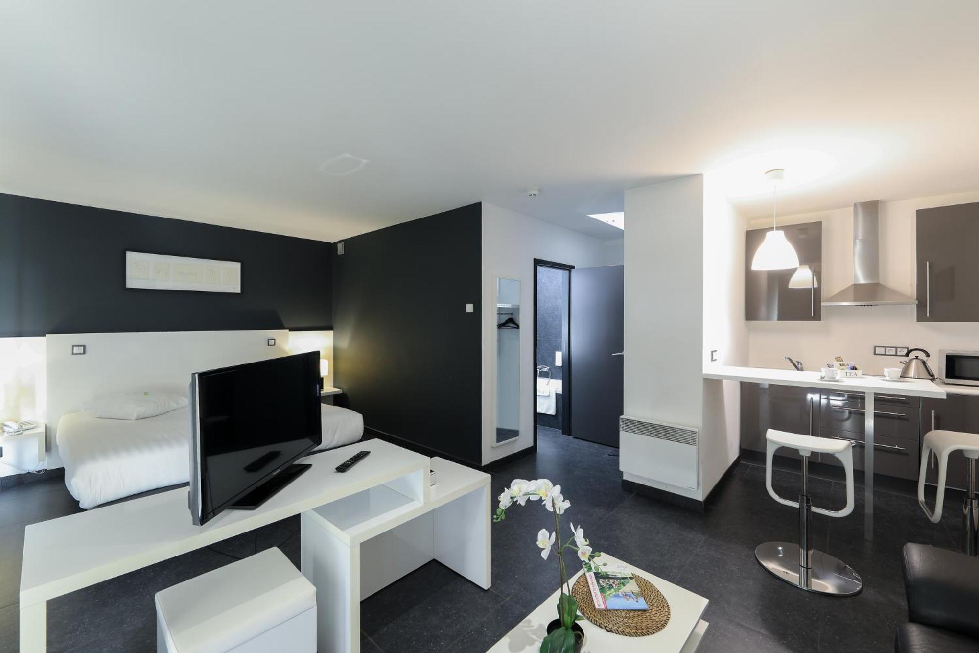 Hotel Bo Rivage Neufchâteau Екстериор снимка