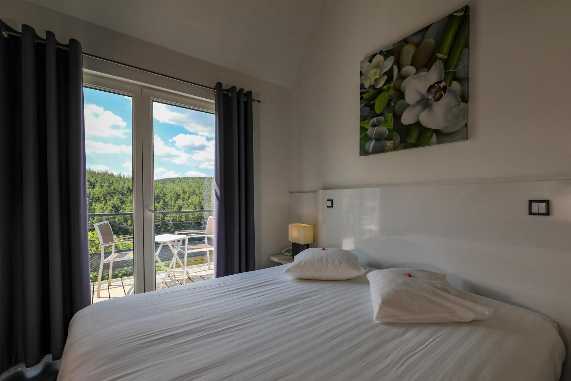 Hotel Bo Rivage Neufchâteau Екстериор снимка